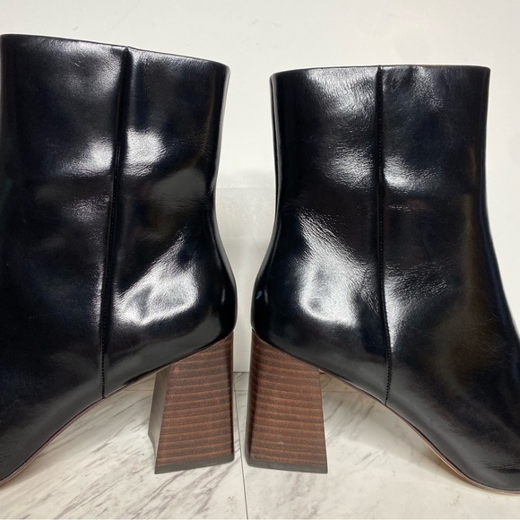 Intentionally Blank Mattie | Urban Outfitters Intentionally Blank Dallas Black Leather Square Toe Heeled Bootie 10